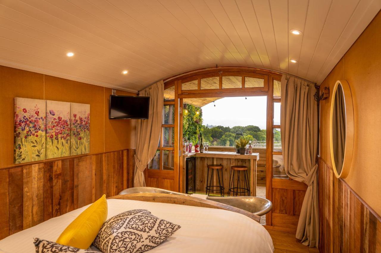 Ashwood Shepherd Hut -Ockeridge Rural Retreats Apartment Worcester Exterior foto