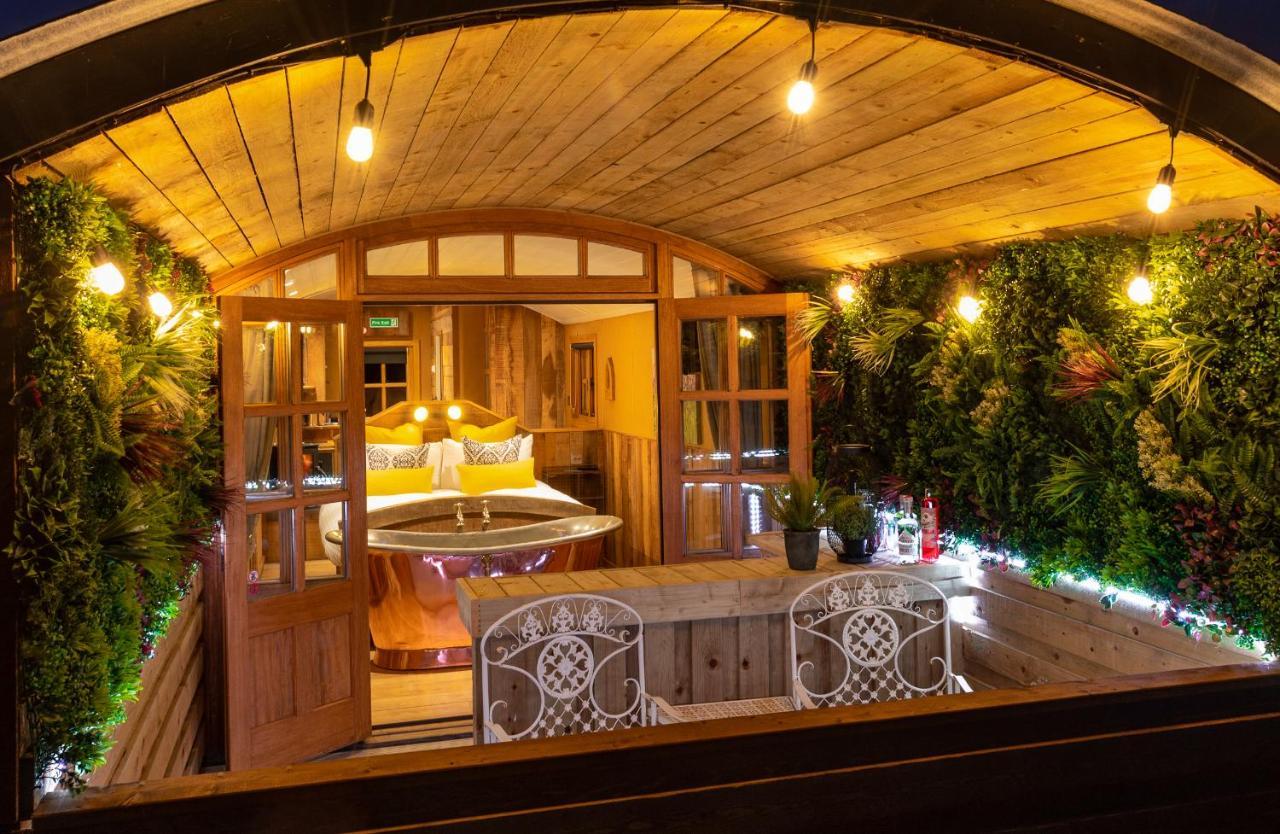 Ashwood Shepherd Hut -Ockeridge Rural Retreats Apartment Worcester Exterior foto